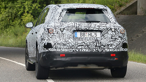 Mercedes GLC -4.jpg