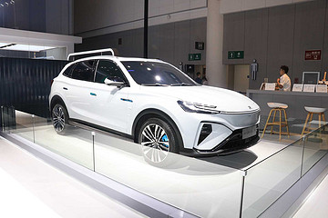 2020成都车展｜上汽荣威R MARVEL-R实拍解析