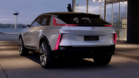 2023-cadillac-lyriq-rear.jpg