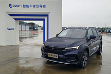 试驾创维EV6：拒绝“傻快”，开着舒心，坐着舒服