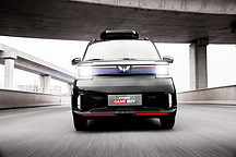 宏光MINIEV GAMEBOY來了，這是想“男女通吃”？