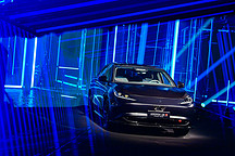 不负所望！极狐阿尔法S全新HI版正式上市，39.79万元起售