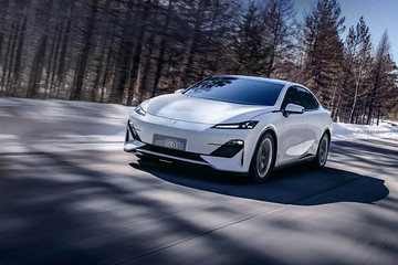 “满电”出发！长安深蓝SL03正式上市，20万级无对手