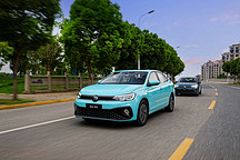 車市觀察：中國汽車窮追猛打，合資品牌退卻必“挨打”