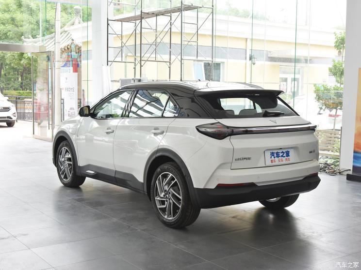 合眾汽車(chē) 哪吒U 2020款 400 U享