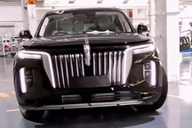 造型大氣辨識度高！紅旗E115量產(chǎn)版實(shí)車曝光