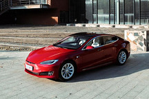 特斯拉調(diào)整進(jìn)口車Model S/X價格 全系下調(diào)2.9萬