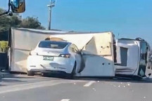 再次撞車！特斯拉Autopilot又要背鍋嗎
