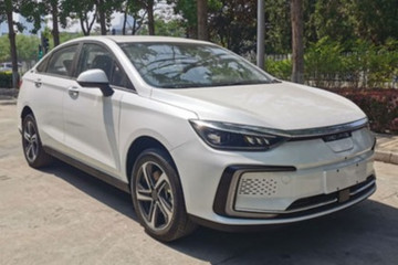 新款BEIJING-EU5曝光 提供换电服务/采用磷酸铁锂电池
