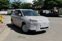 或?yàn)?EX5 換代車(chē)型 威馬新車(chē)高偽裝諜照曝光
