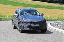 新款領(lǐng)克01諜照曝光 動(dòng)力2.0T+混動(dòng)