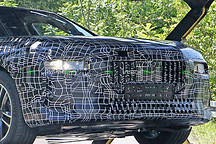 宝马7系将推纯电动车型 续航超700km/2022年发布