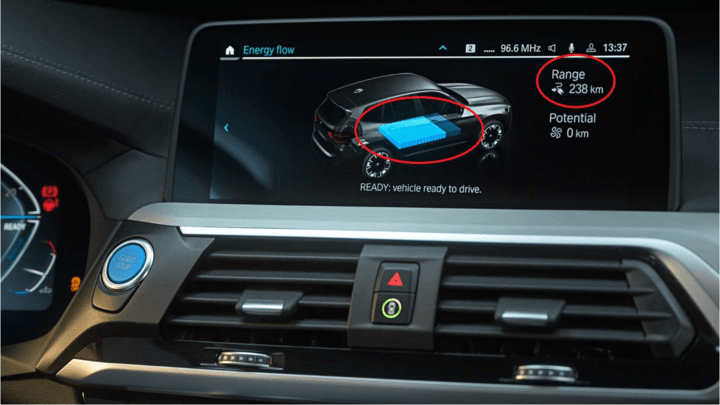宝马iX3中控显示屏效果图曝光 或暴露车型实际续航