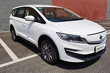 定位MPV/搭载换电技术 枫叶80V实车曝光