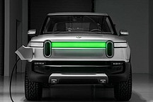 目标对准豪华品牌 Rivian首次透露内饰设计方向