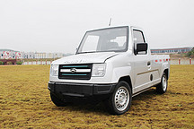 电动皮卡/箱货上市 万仁新能源商用车售4.98万起