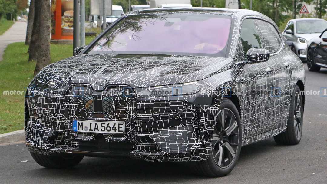 bmw-inext-spy-photos3.jpg