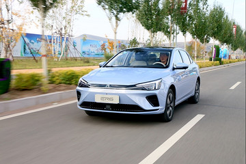 一电试车 | 上汽R ER6 一款稳却不失乐趣的纯电轿车