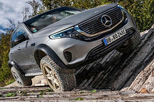 奔驰EQC 4x4原型车曝光 越野能力更出众