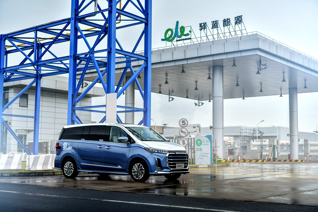 【全球首款燃料電池MPV EUNIQ 7】_副本.jpg