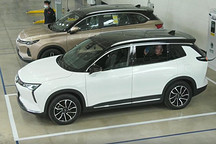 威马W6量产车型正式下线 特定环境下可实现无人驾驶