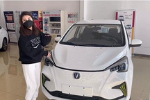 電動嘚吧嘚 | 買個包的錢到底能買什么車？