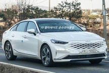 起亚全新K8实车图曝光 将推出多种动力车型