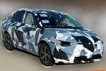 下半年有望推出 小鹏全新轿车谍照曝光