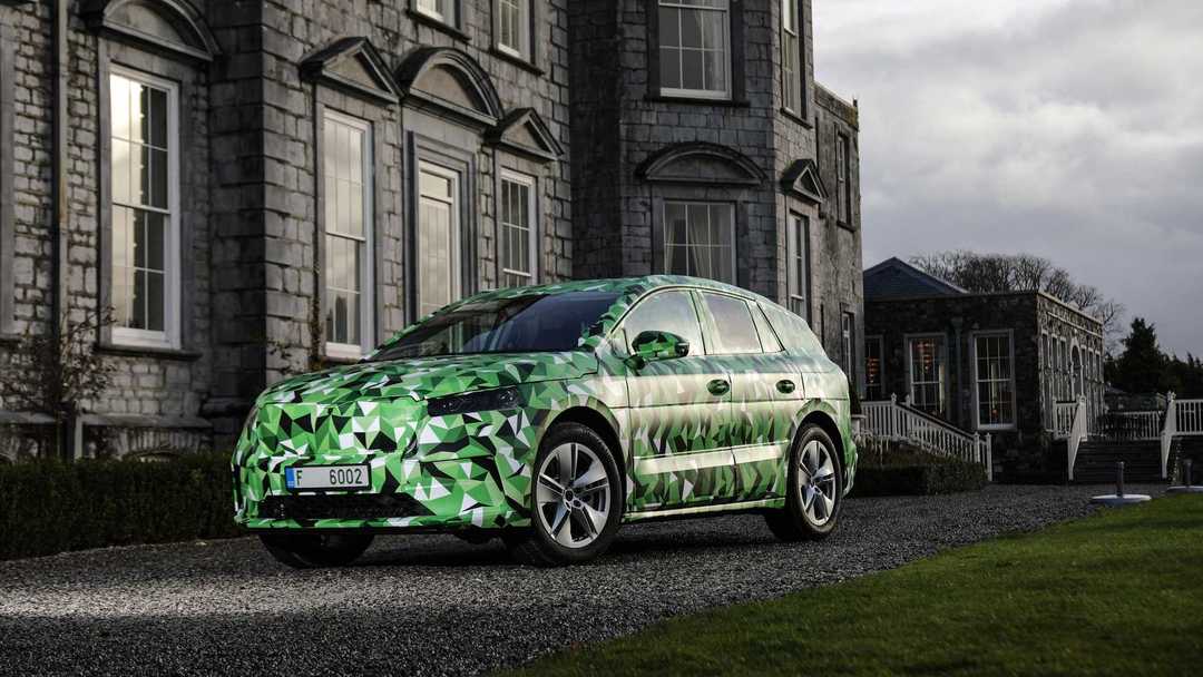 skoda-enyaq-iv-electric-<a class='link' href='http://car.d1ev.com/0-10000_0_8_0_0_0_0_0_0_0_0_0_0_0_0_0_3_0.html' target='_blank'>suv</a>-promises-three-battery-options-five-power-variants-143388_1.jpg