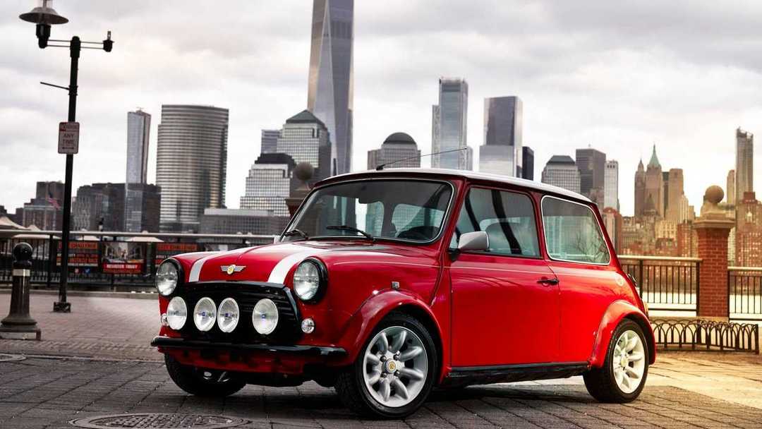 classic-<a class='link'  target='_blank'>mini</a>-electric-1.jpg
