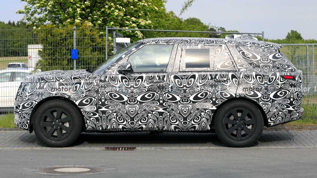 2021-land-rover-range-rover-spy-photos (2).jpg