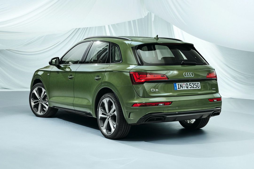 2021-audi-q5-debuts-with-fresh-design-and-12v-mild-hybrid-tech_12.jpg