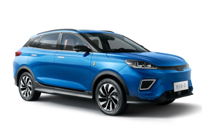 威马EX5-Z Pro全能版改款上市 优惠2000 屏幕更大