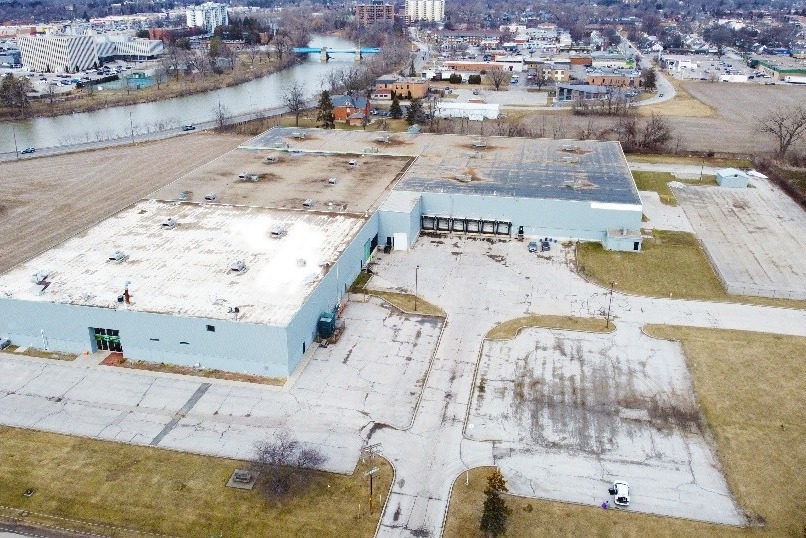 麦格纳扩大电池壳体业务，在加拿大新建工厂 主要为福特服务