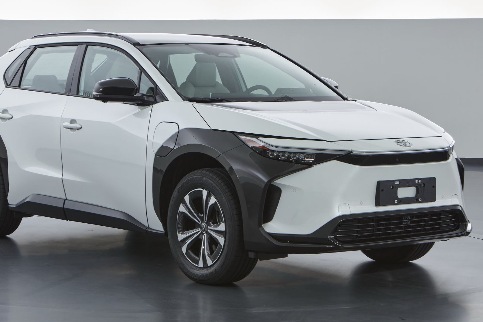 广汽丰田bZ4X 最新实车图曝光