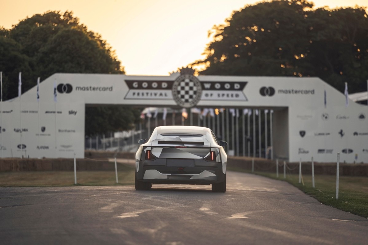 高性能纯电动GT轿跑极星5，将搭载极星全新自研的纯电动力系统