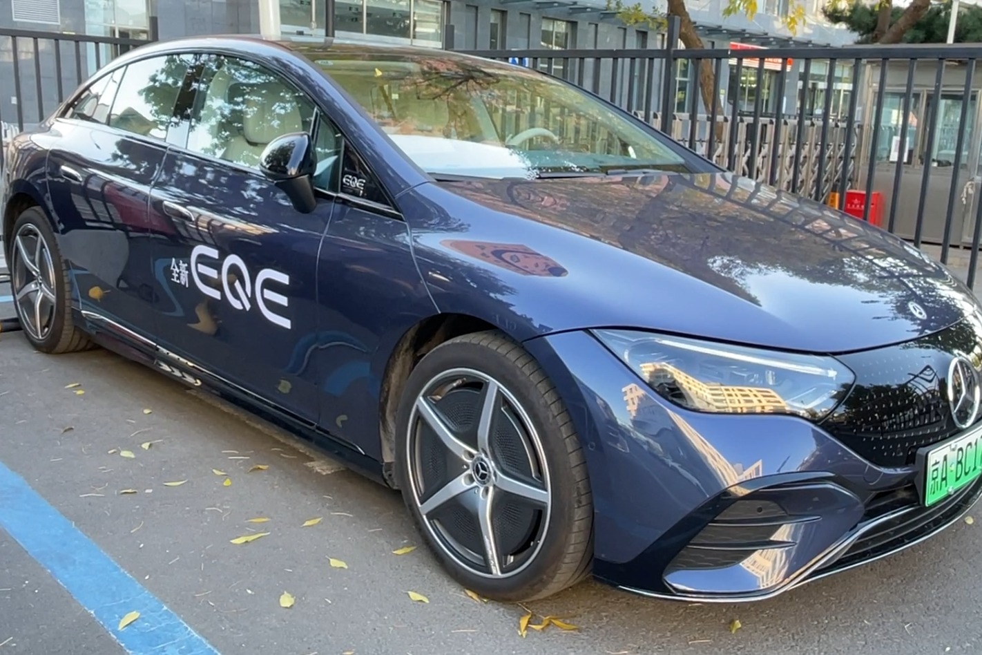 EQS优惠30万起！ 奔驰全系迎来大降价