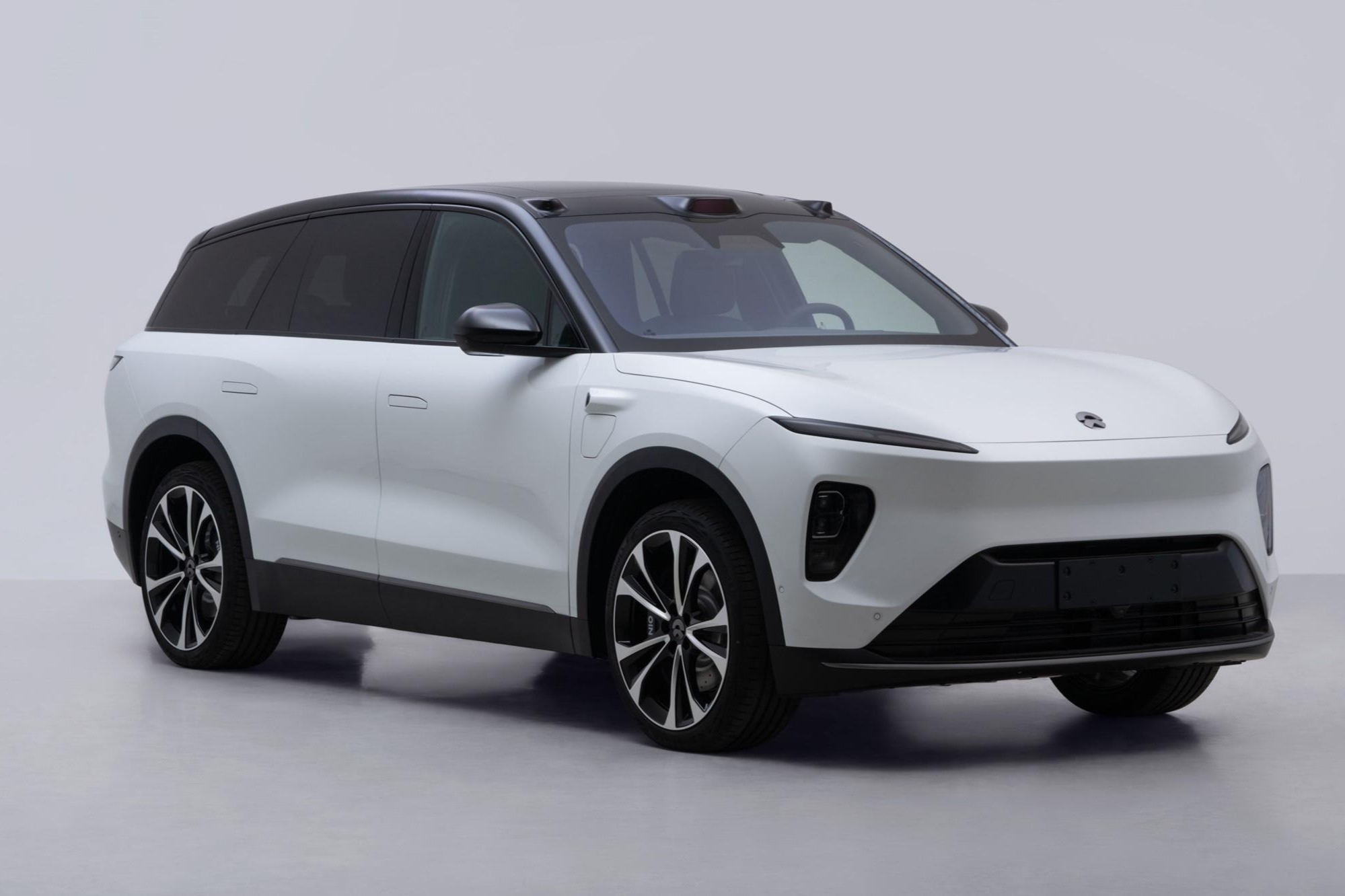 新车 | 新款蔚来ES8曝光，将在NIO Day发布