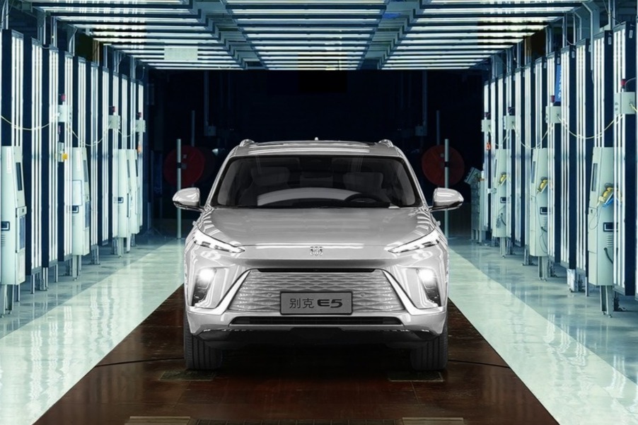 明年一季度上市，别克Electra E5试装车正式下线