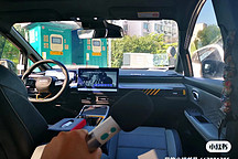 雷石麦克风 开启充电娱乐新生活