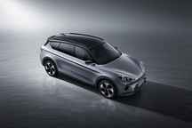 大咖直播“云“带货，解密ARCFOX αT“智能+”生态