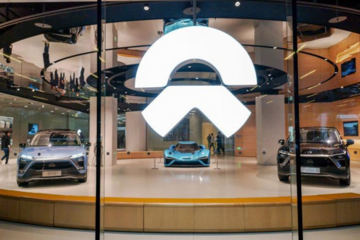 解读蔚来造手机背后的商业逻辑