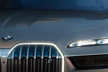 别摸我爱妻？没想到竟然是这样的宝马！