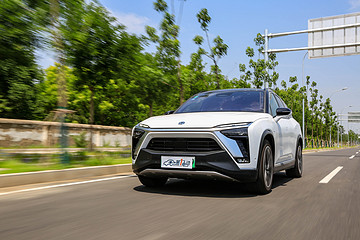 一电试车 | 基于海量用户反馈的小改款 全新蔚来ES8试驾体验