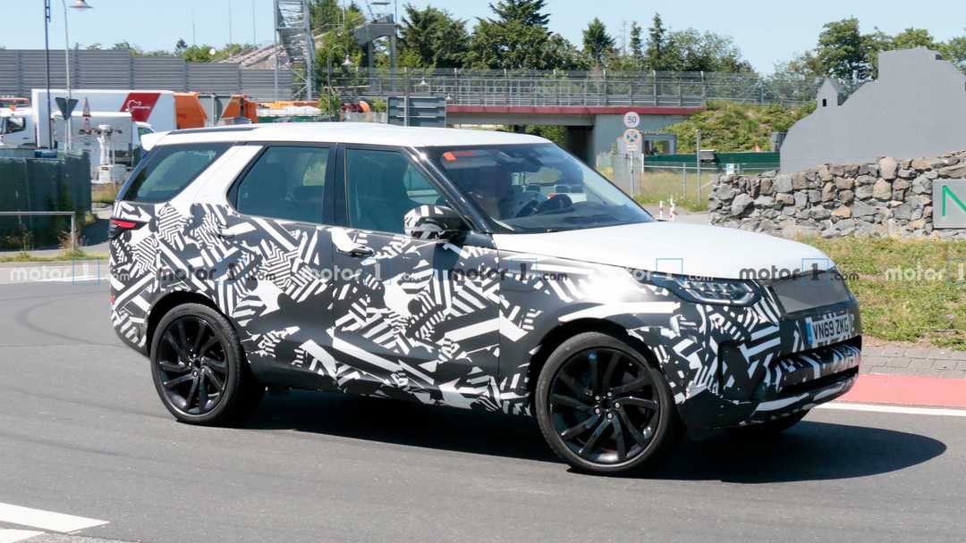 2021-land-rover-discovery-spy-photos (1).jpg