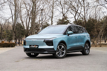 电动嘚吧嘚｜求稳的新势力 爱驰U5试驾体验