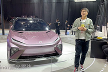 上汽R全新純電中大型SUV ES33亮相上海車展