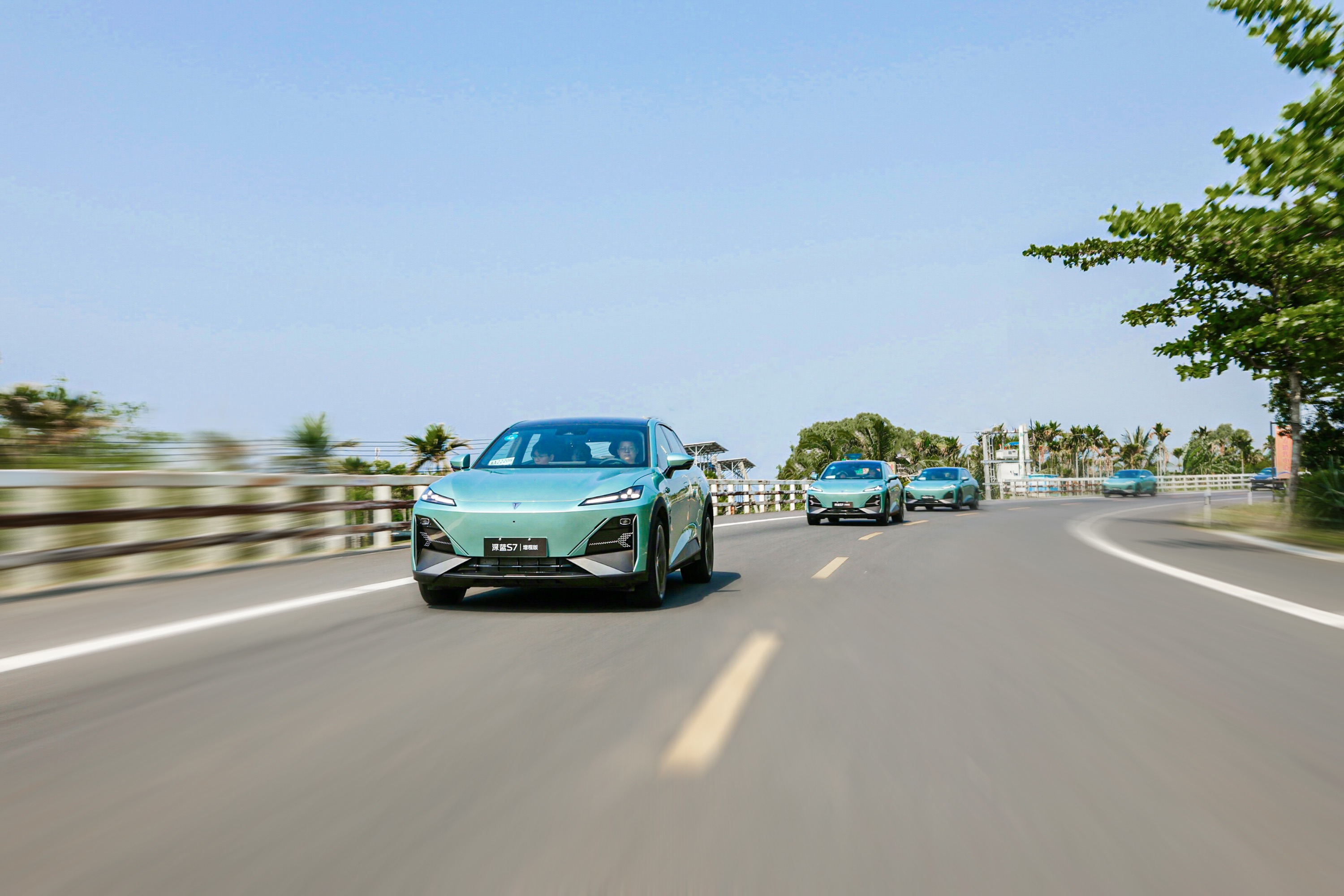 从重庆到成都，深蓝S7增程版迎来首次长测，董事长亲自上场！