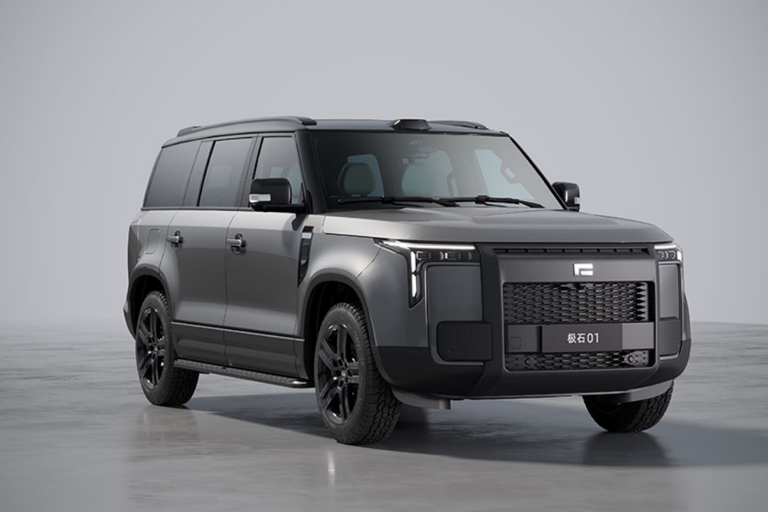 极石01正式发布 首推6座标配航空座椅SUV 全国统一零售价359900元