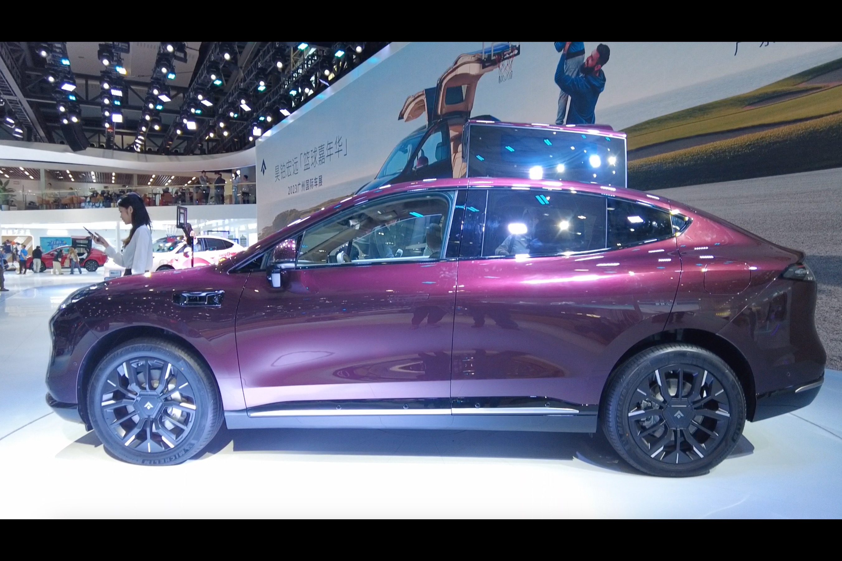 “門廠”昊鉑再推鷗翼門車型——昊鉑HT，用埃安車型可以置換嗎？